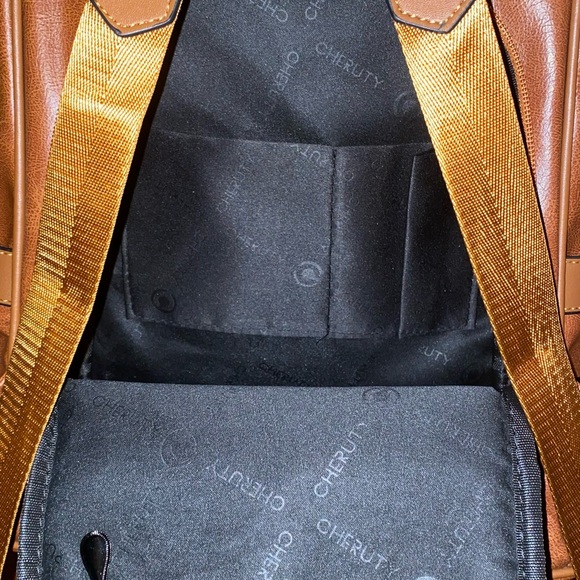 Backpack - Picture 8 of 10